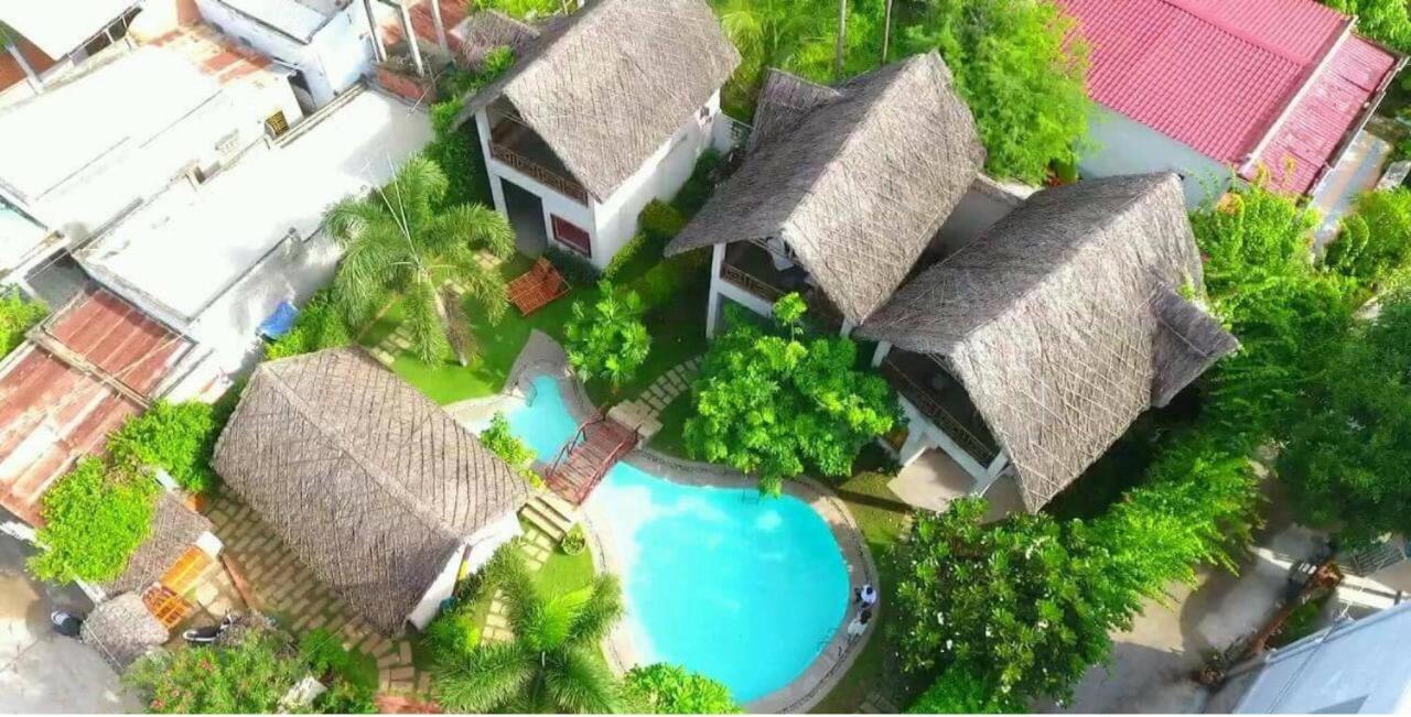 Lang Ca Voi Ll The Whales Village Ll Mui Ne Phan Thiet Luaran gambar