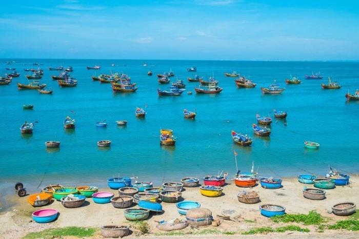 Lang Ca Voi Ll The Whales Village Ll Mui Ne Phan Thiet Luaran gambar